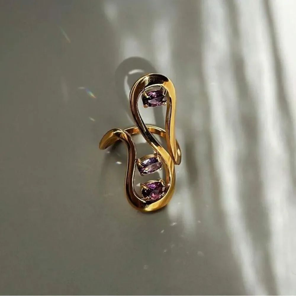 Diamond ring #2025